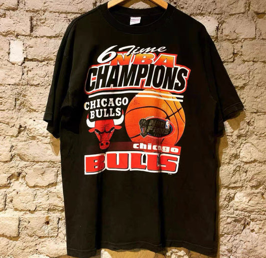 Chicago Bulls 6 Time NBA Champions Vintage Tee